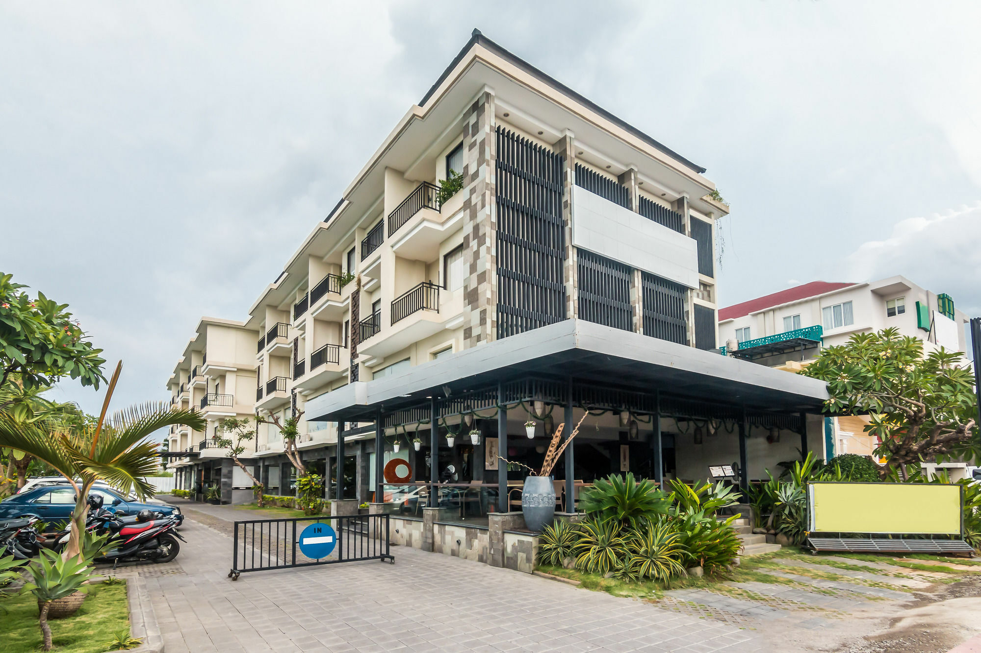 Zen Rooms Legian Dewi Sri Kuta Lombok Eksteriør bilde